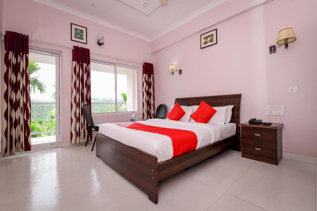 Wayanadia Resort Hotel Ambalavayal Exterior foto
